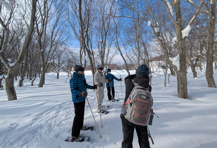 Winter Bites : Taste a Local Flavor in Snow Trek